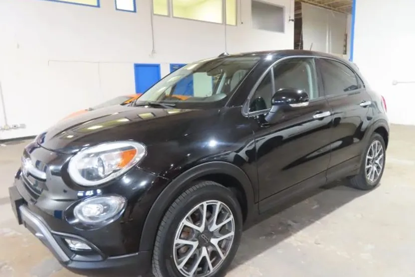 2016 Fiat 500X Trekking Sport photo 1