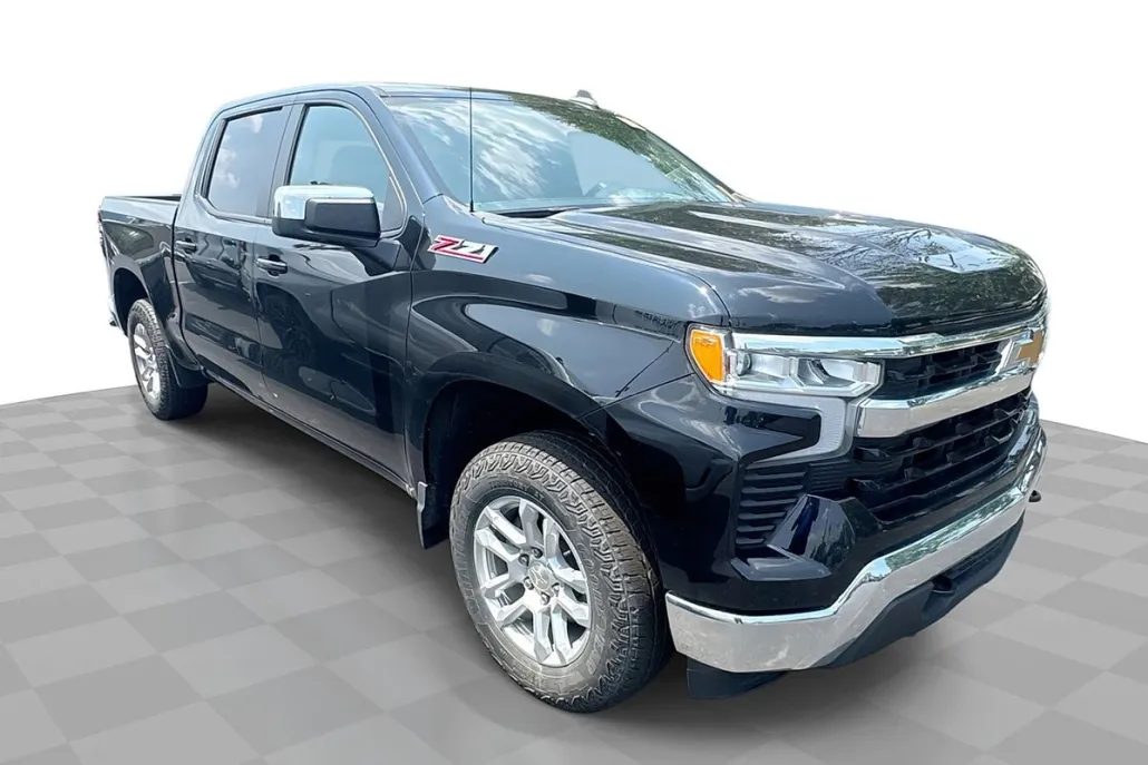 2023 Chevrolet Silverado 1500 LT photo 1