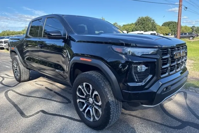 2023 Gmc Canyon AT4 photo 1