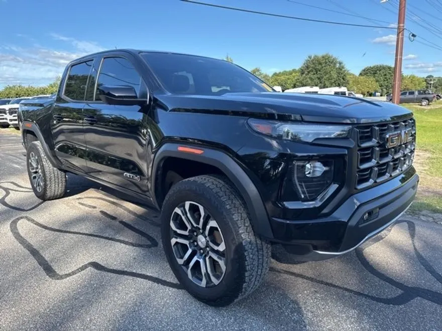 2023 Gmc Canyon AT4 photo 1
