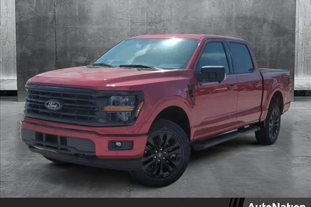 2025 Ford F-150 XLT photo 1