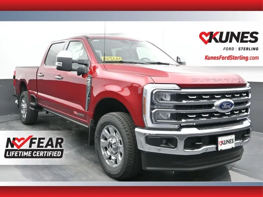 2025 Ford F-250 Lariat photo 1