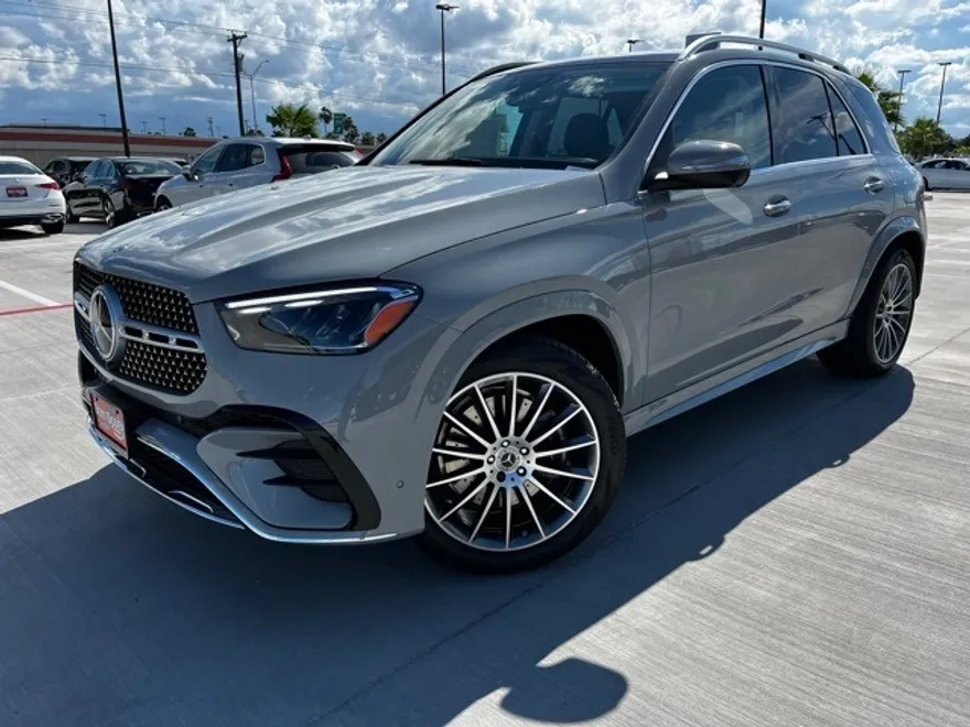 2026 Mercedes Benz GLE 450 4MATIC photo 1