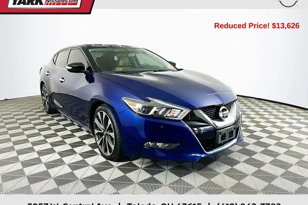 2016 Nissan Maxima SR photo 1