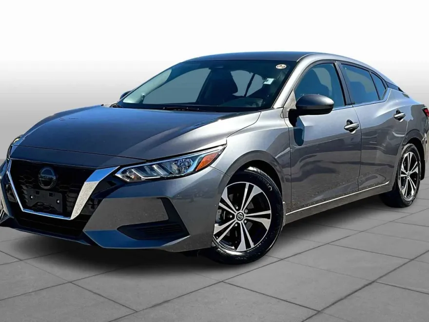 2022 Nissan Sentra SV photo 1