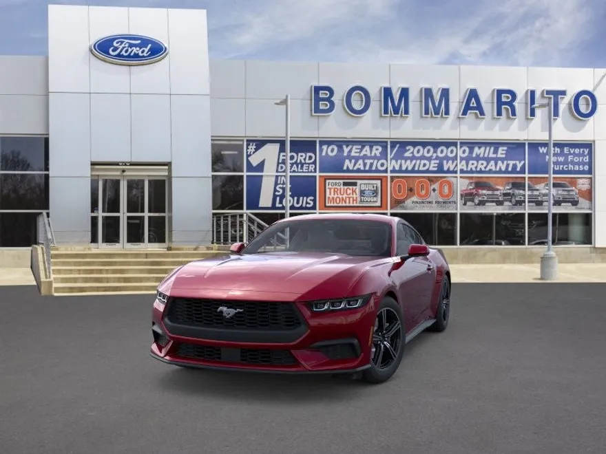 2025 Ford Mustang EcoBoost photo 1