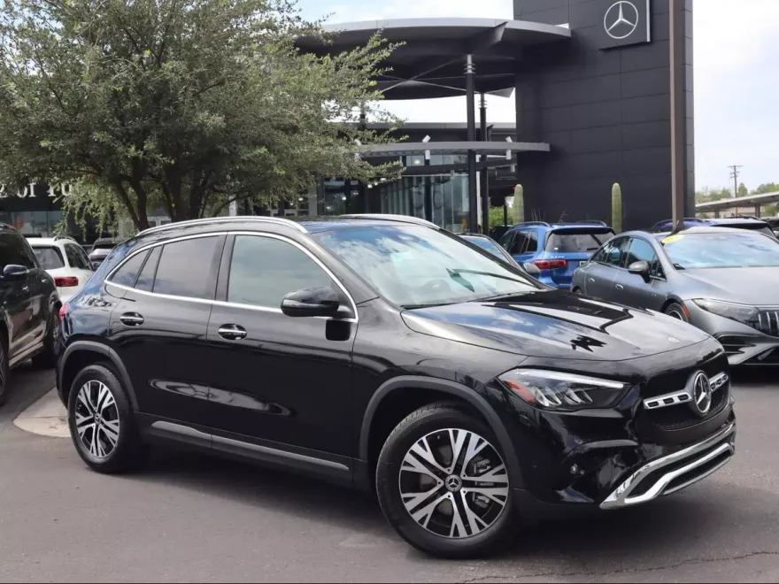 2025 Mercedes Benz GLA 250 photo 1