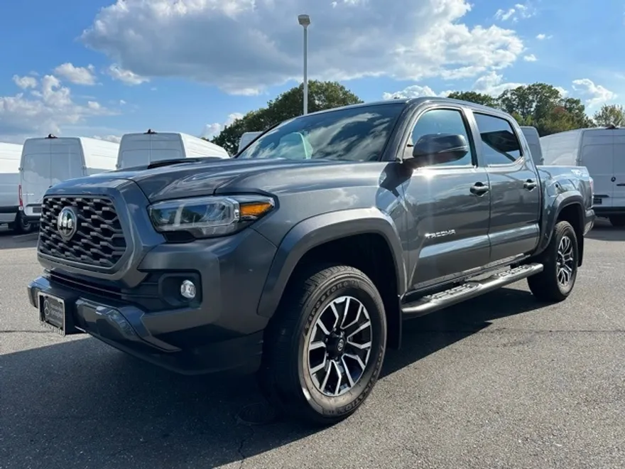 2023 Toyota Tacoma TRD Sport 4x4 photo 1