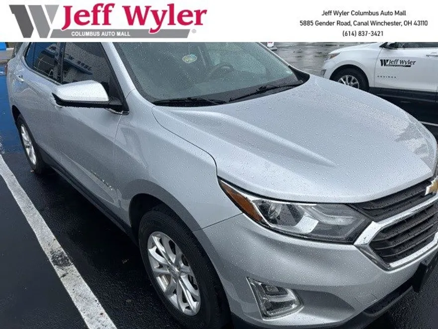 2018 Chevrolet Equinox LT photo 1