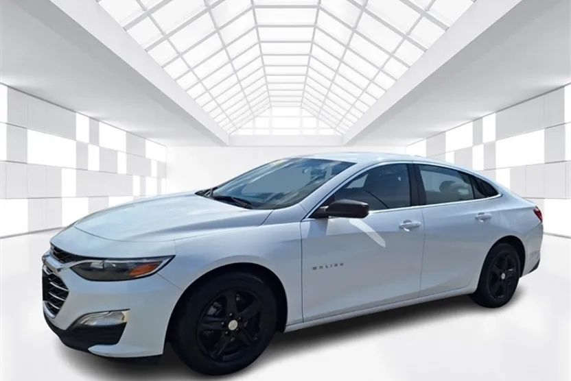 2024 Chevrolet Malibu LS photo 1