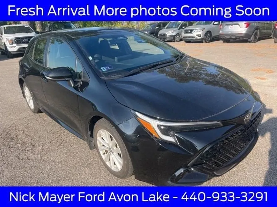 2023 Toyota Corolla SE photo 1