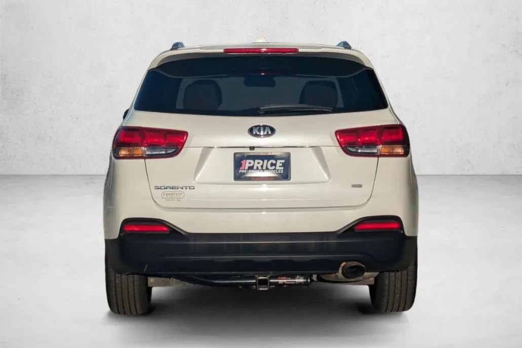 2018 Kia Sorento LX photo 1