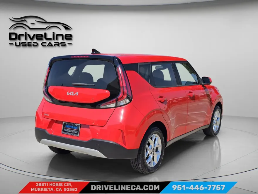 2023 Kia Soul LX S photo 1