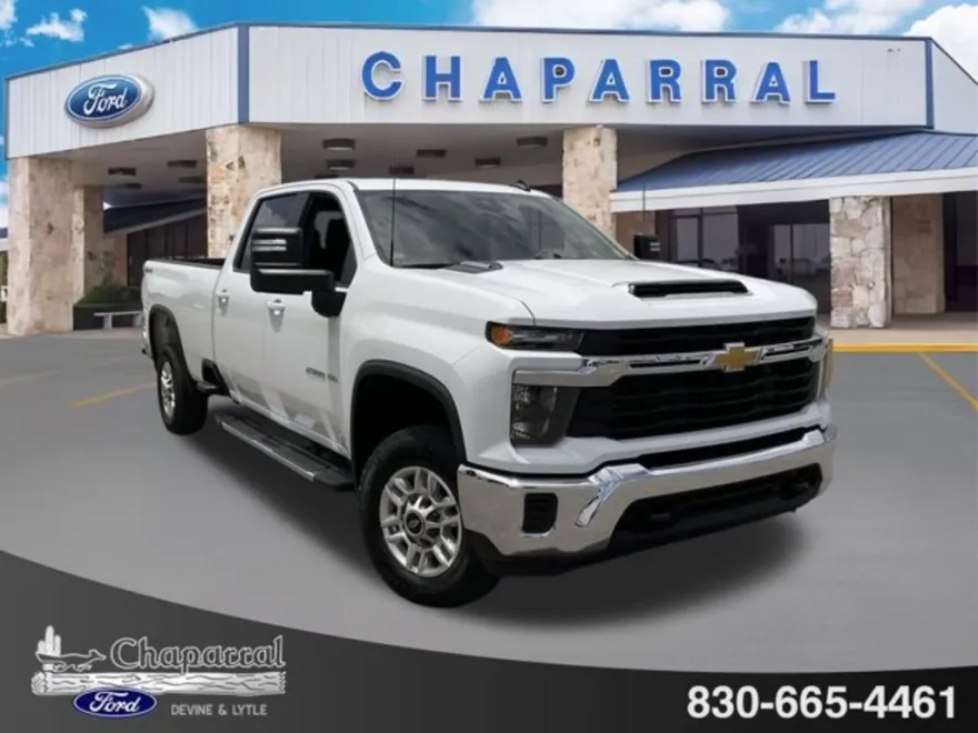 2024 Chevrolet Silverado 2500HD LT photo 1