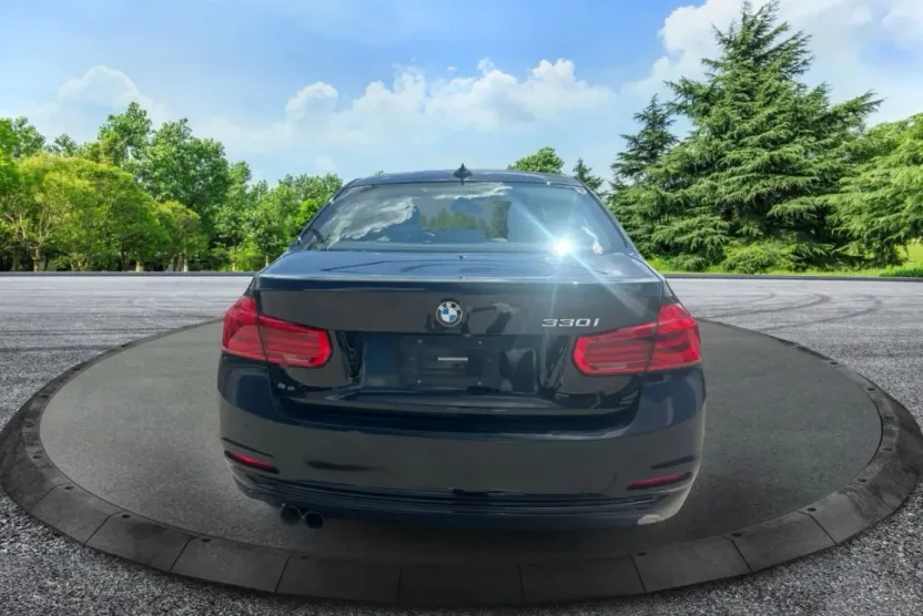 2018 Bmw 330i Sedan photo 1