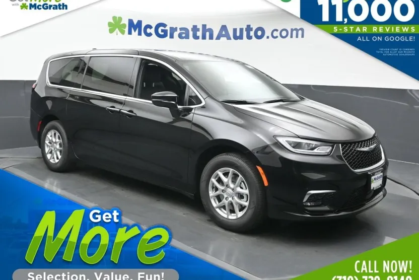 2026 Chrysler Pacifica photo 1