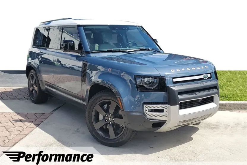 2024 Land Rover Defender 110 S photo 1