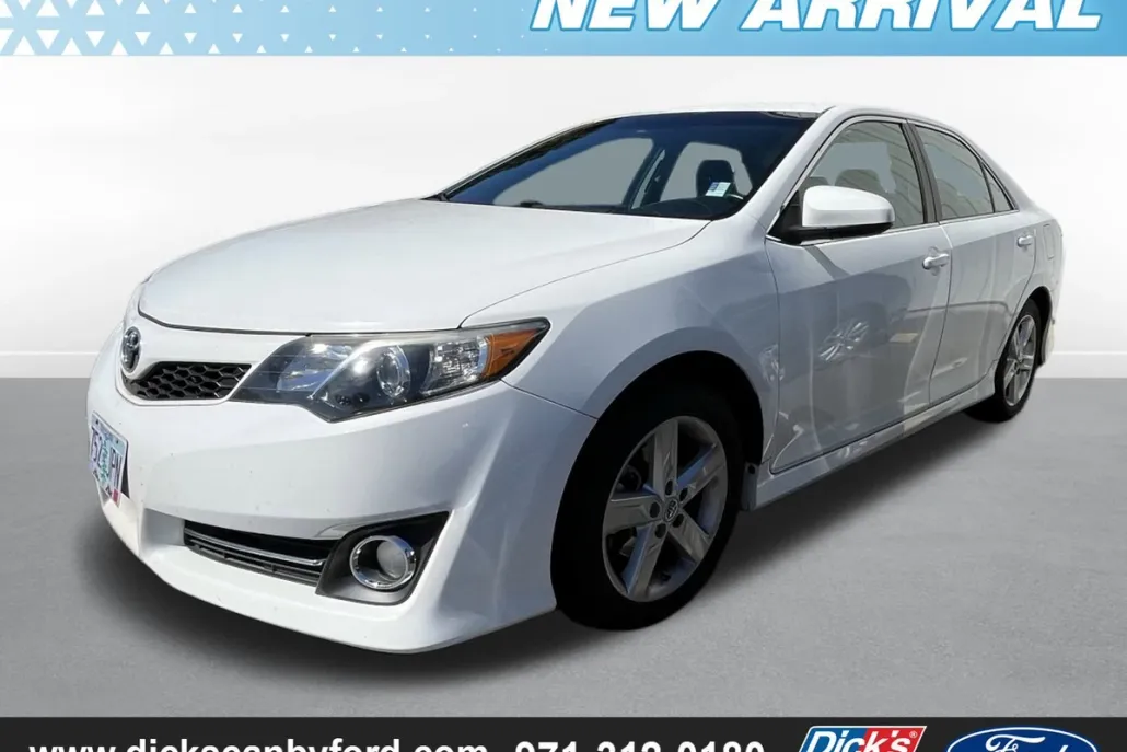 2013 Toyota Camry L photo 1