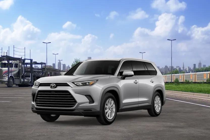 2026 Toyota Highlander XLE Hybrid photo 1