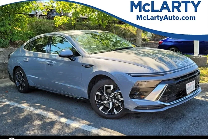 2024 Hyundai Sonata SEL photo 1
