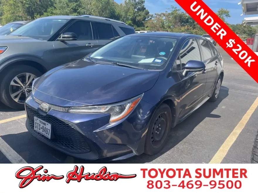 2020 Toyota Corolla LE photo 1