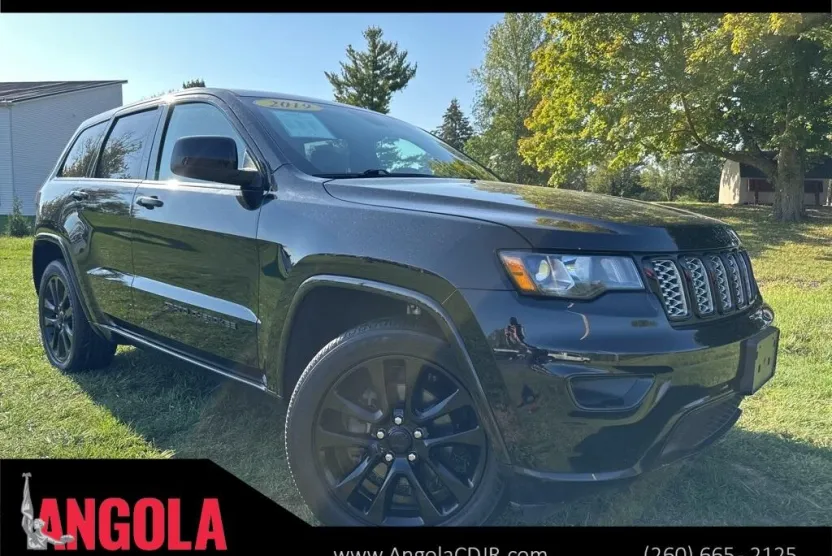 2019 Jeep Grand Cherokee Altitude photo 1