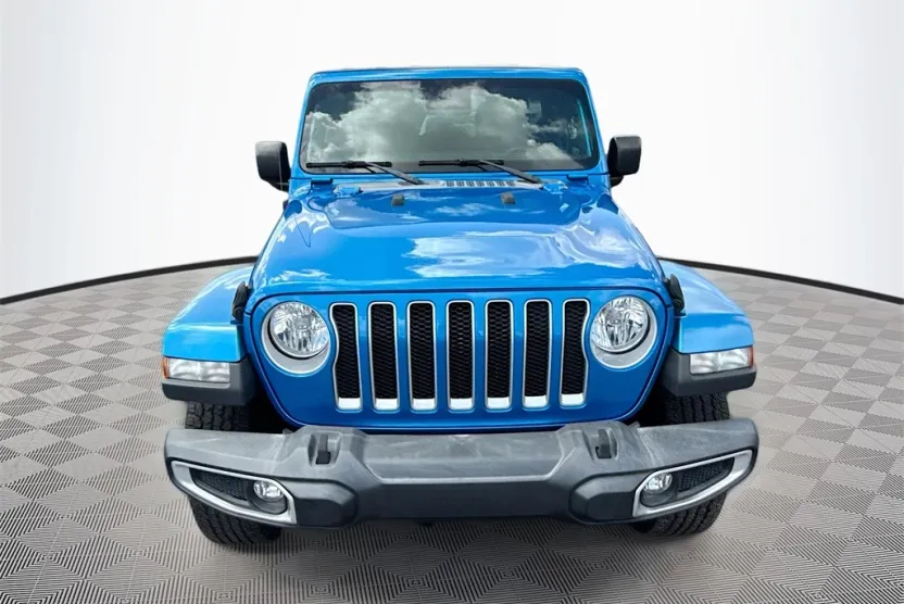 2021 Jeep Wrangler Unlimited Sahara photo 1