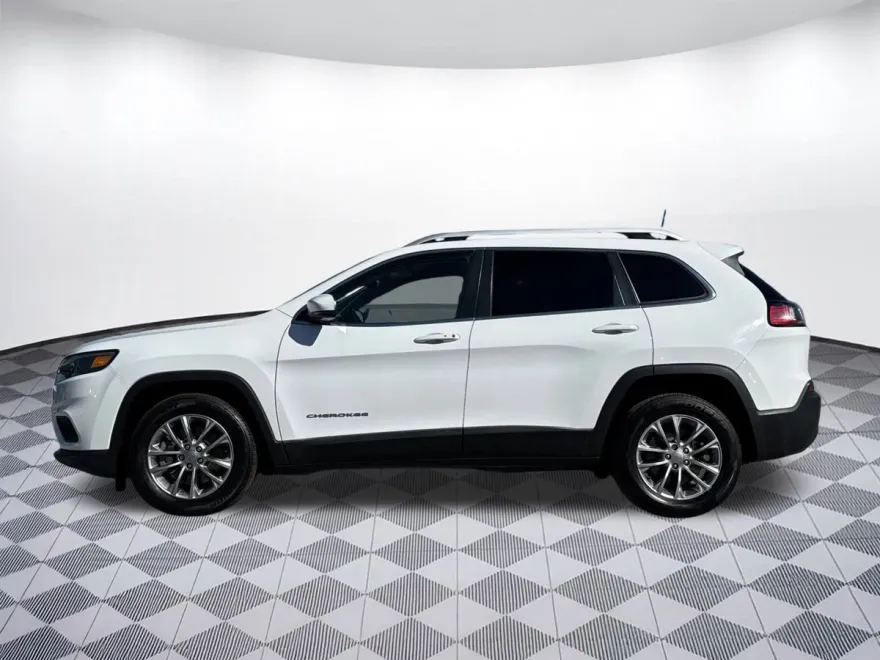 2019 Jeep Cherokee Latitude photo 1