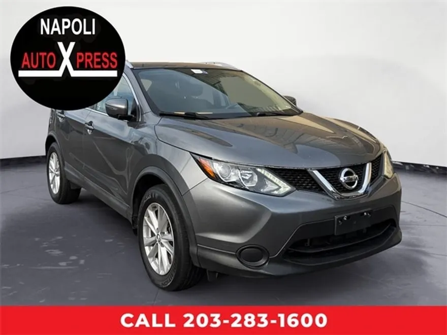 2018 Nissan Rogue Sport SV photo 1