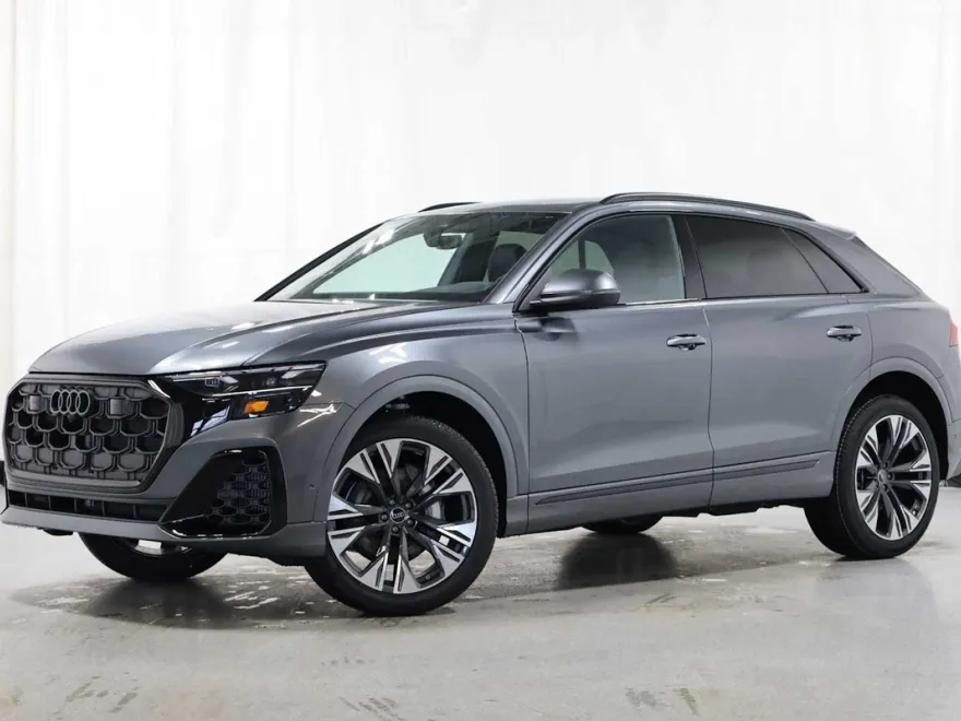 2025 Audi Q8 55 Premium Plus photo 1
