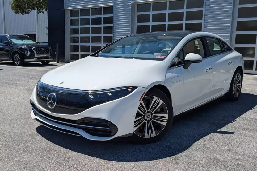 2023 Mercedes Benz EQS Sedan 450 photo 1