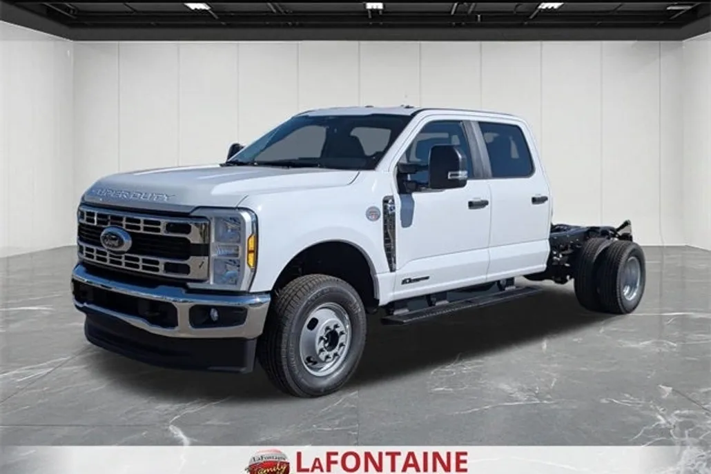 2026 Ford F-350 photo 1