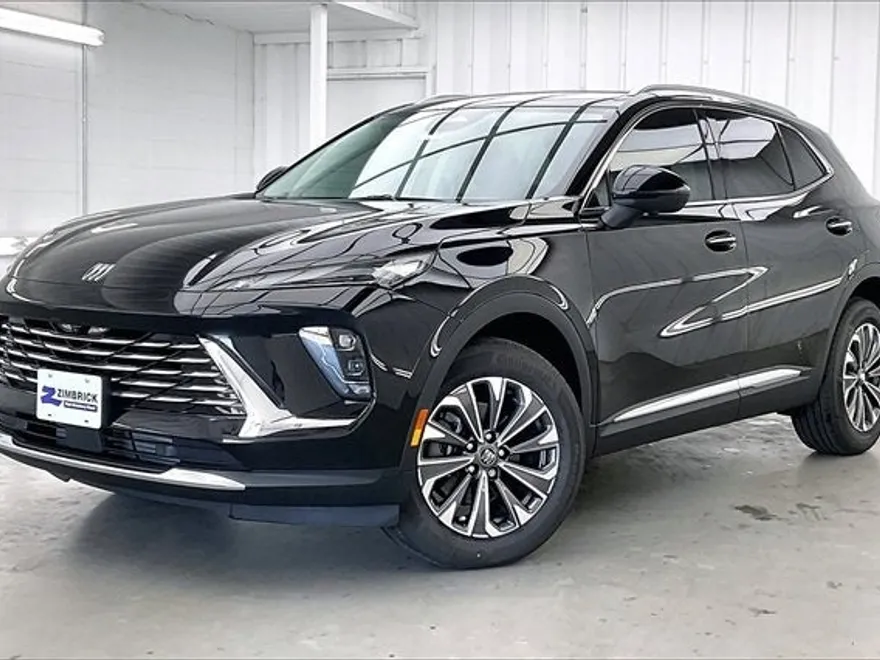 2025 Buick Envision Preferred photo 1