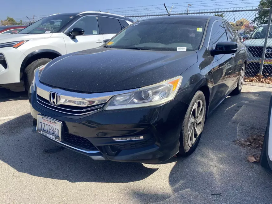 2017 Honda Accord EX-L photo 1