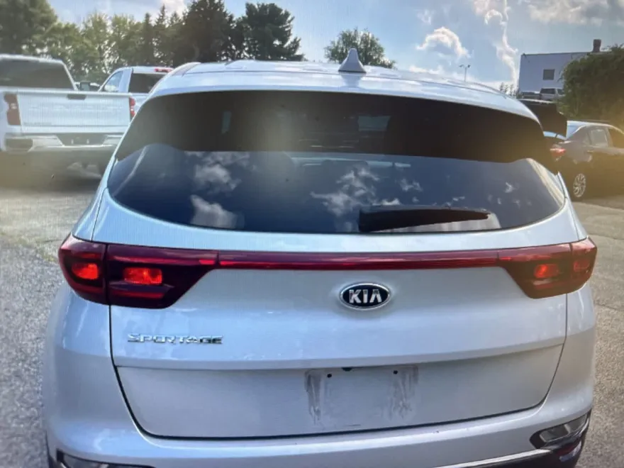 2020 Kia Sportage LX photo 1