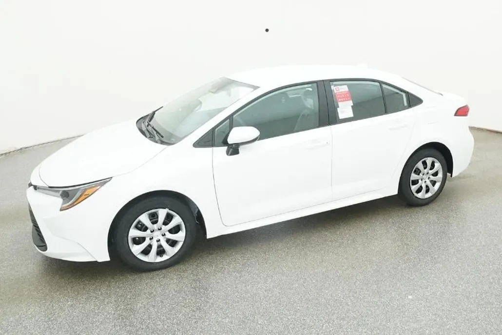 2026 Toyota Corolla LE photo 1