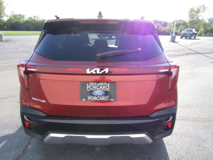 2024 Kia Seltos S X-Line photo 1