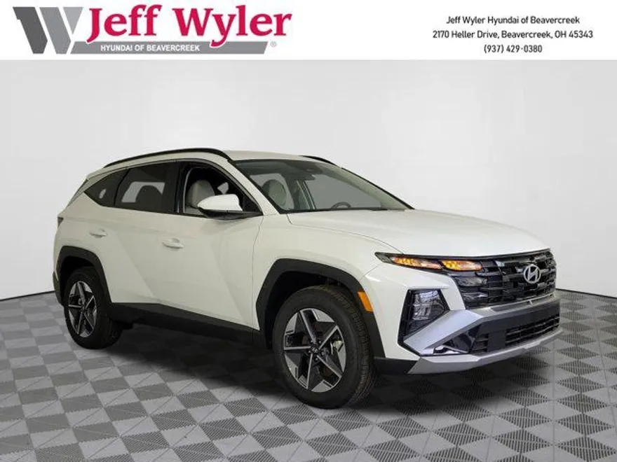 2025 Hyundai Tucson SEL photo 1