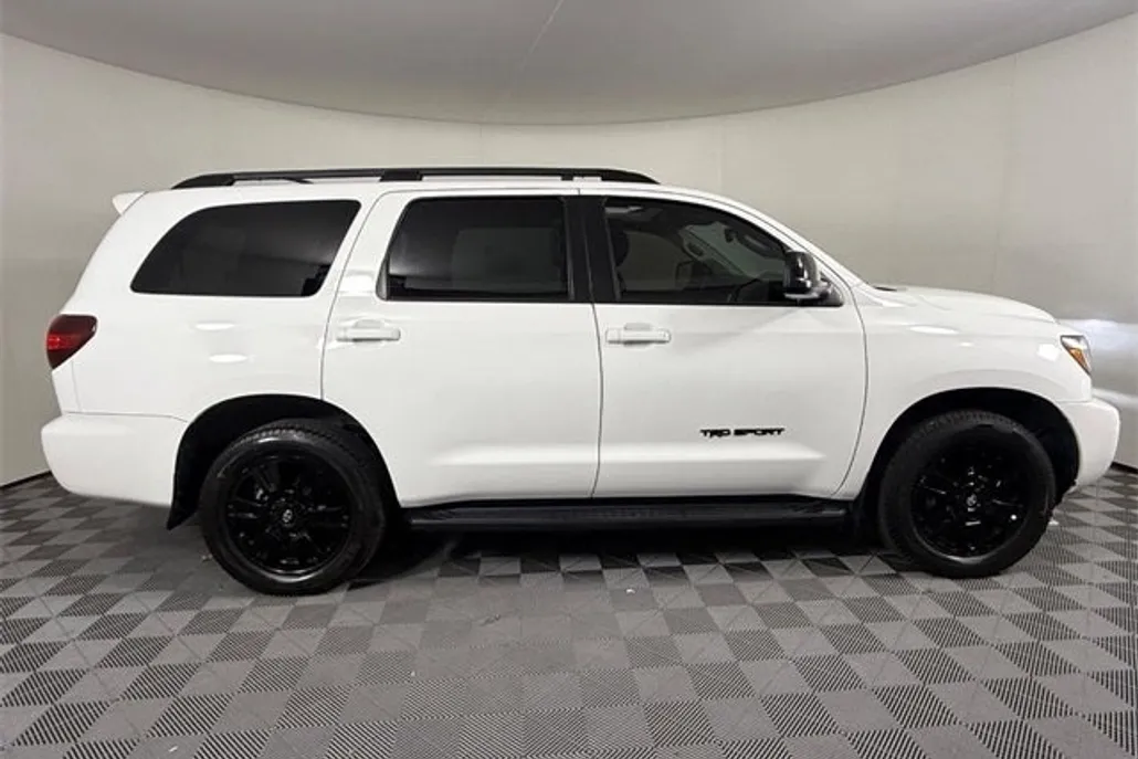 2020 Toyota Sequoia TRD Sport photo 1