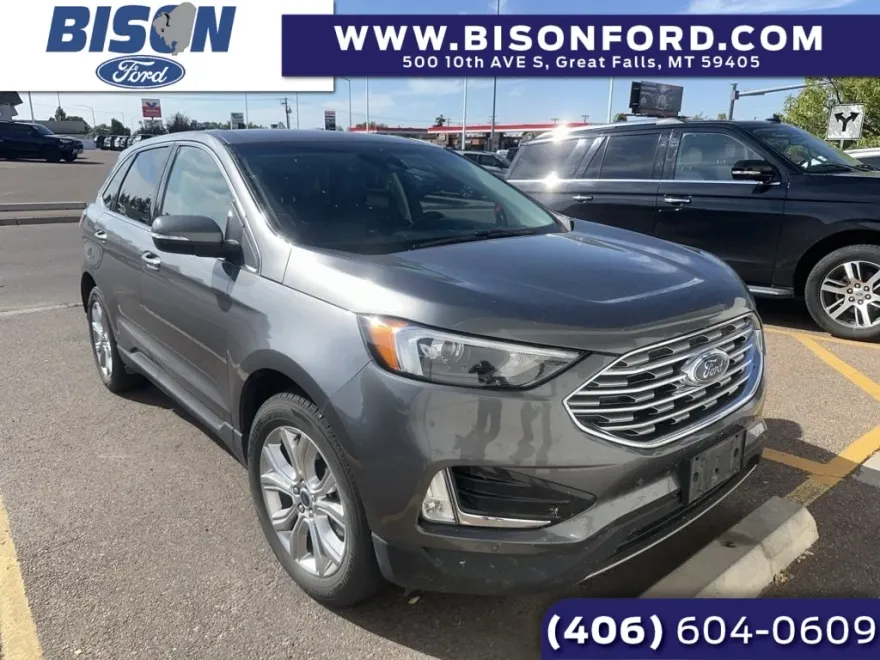 2022 Ford Edge Titanium photo 1