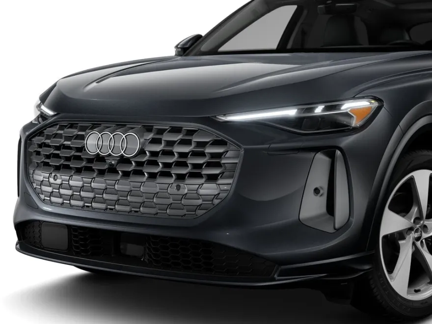 2025 Audi Q5 2.0T Prestige photo 1