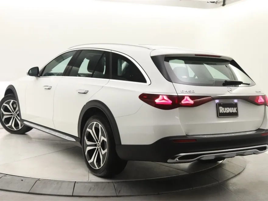 2025 Mercedes Benz E 450 4MATIC All-Terrain photo 1
