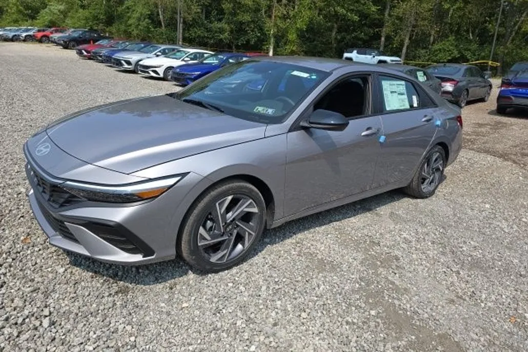2025 Hyundai Elantra Hybrid SEL Sport photo 1