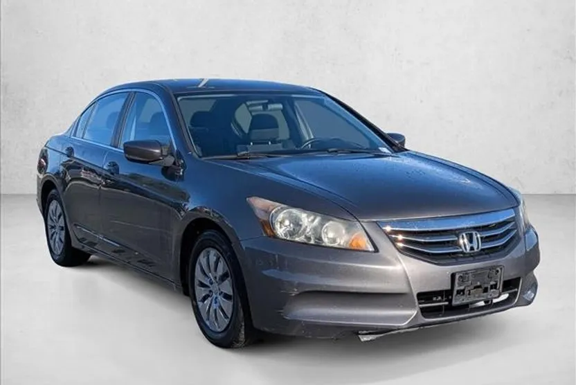 2011 Honda Accord LX photo 1
