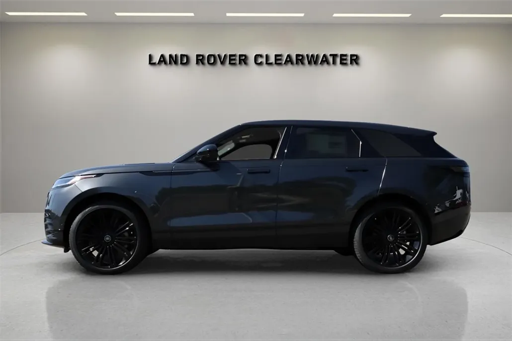 2026 Land Rover Range Rover Velar SE photo 1
