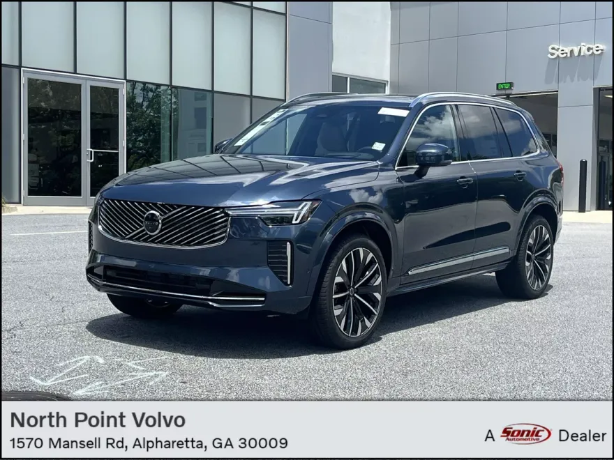 2026 Volvo XC90 B5 photo 1