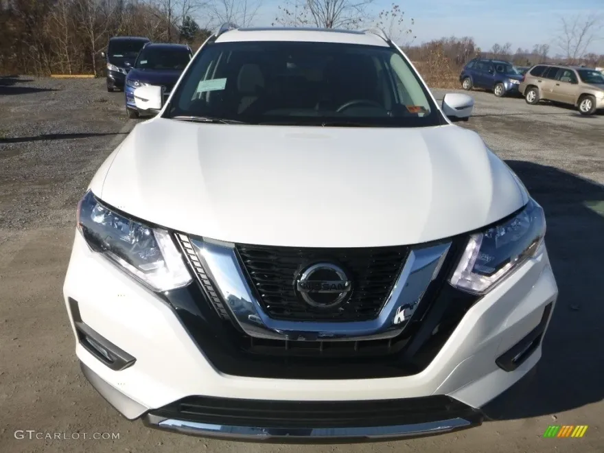 2015 Nissan Rogue S photo 1