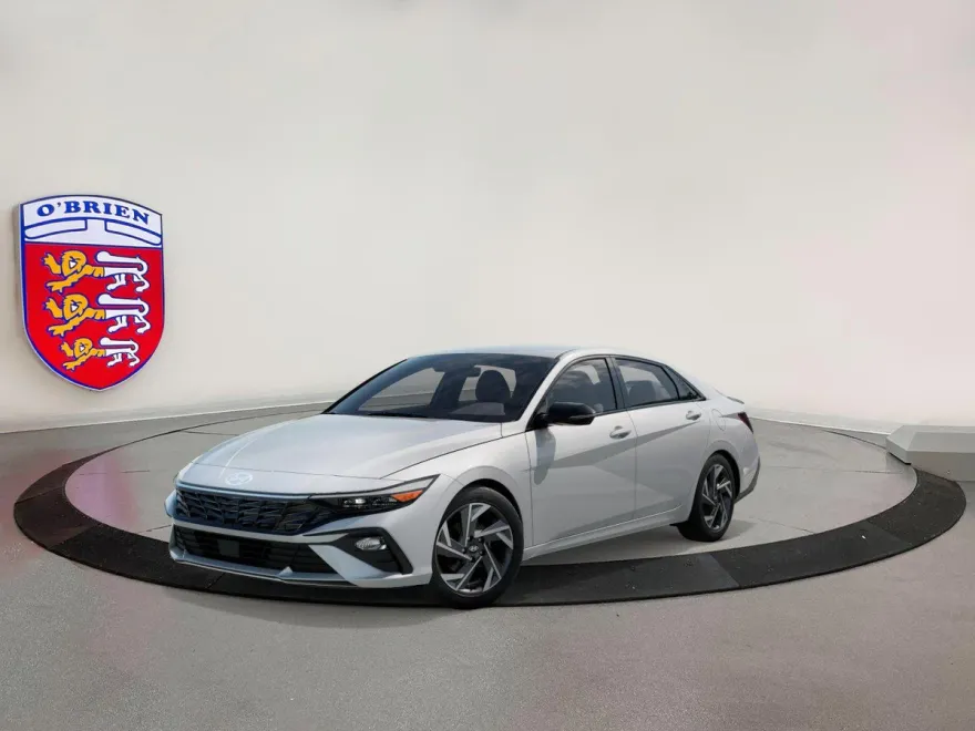2025 Hyundai Elantra SEL Sport photo 1
