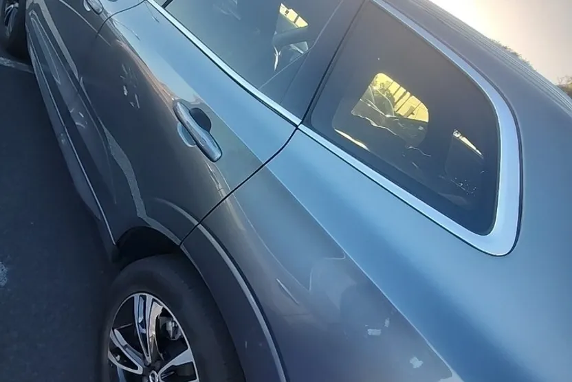 2021 Volvo XC60 T5 Momentum photo 1