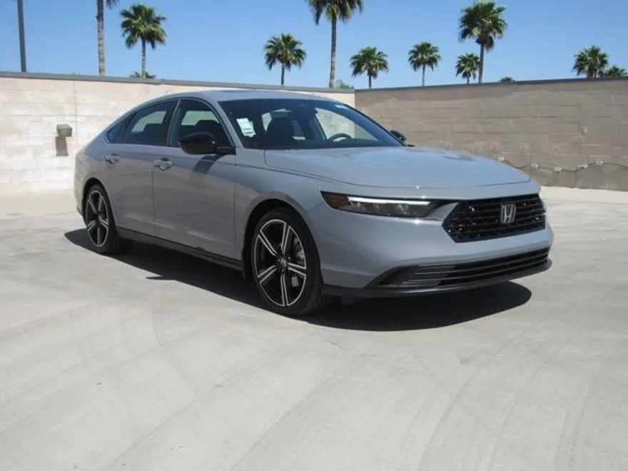 2025 Honda Accord Hybrid Sport photo 1